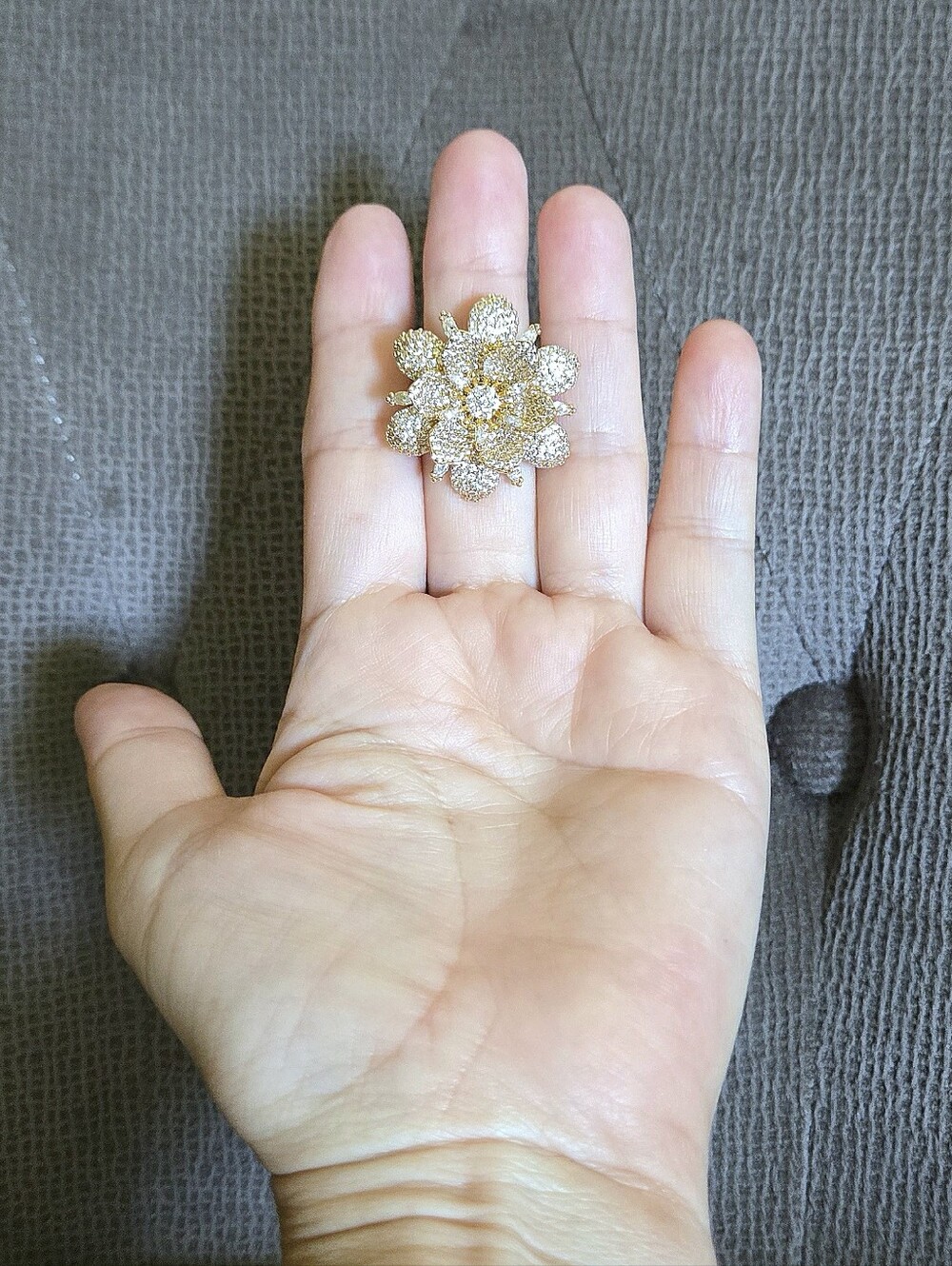 Eye👁 Candy🍭 Pave Crystal💎 Double✌️ Layered Flower🌸 "Bloom" Ring💍 - NWT - Picture 2 of 16